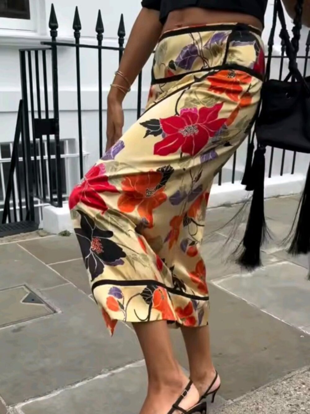 Vintage Floral Printed Skirt for Women Low Waist Slim Fit Slit Zipper